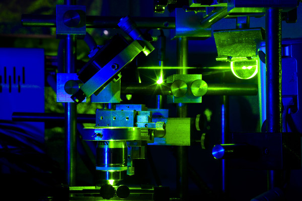 Laboratory of Laser Spectroscopy (LSL)